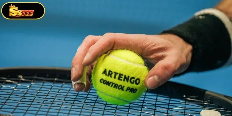 Master the Grass Court: A Comprehensive Guide to Wimbledon live odds PH 3 Managing Bankroll During